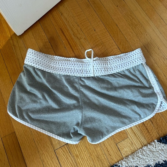 Nike reversible shorts - Picture 3 of 5